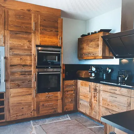 Alpehytte Rustic Chalet With Spectacular Views *